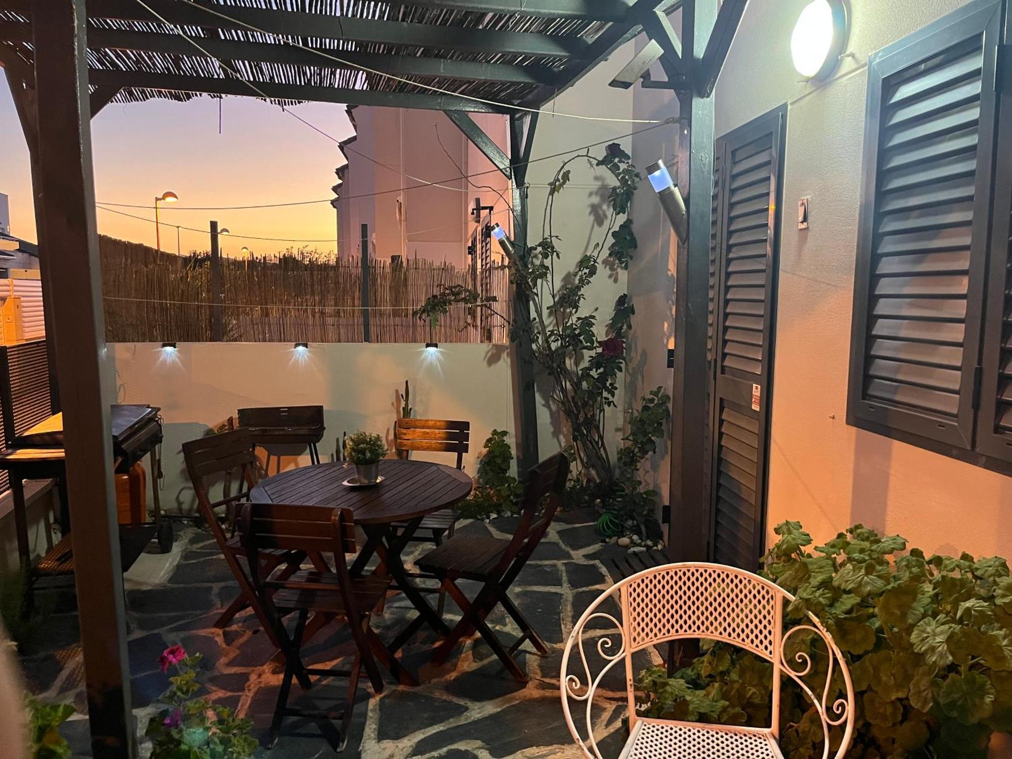 Apartment Playa Almarda,piscina,2 Terrazas,wifi,parking,bbq,tranquilo *